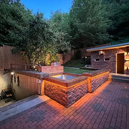 Waldhaus Mit Sauna דירה *